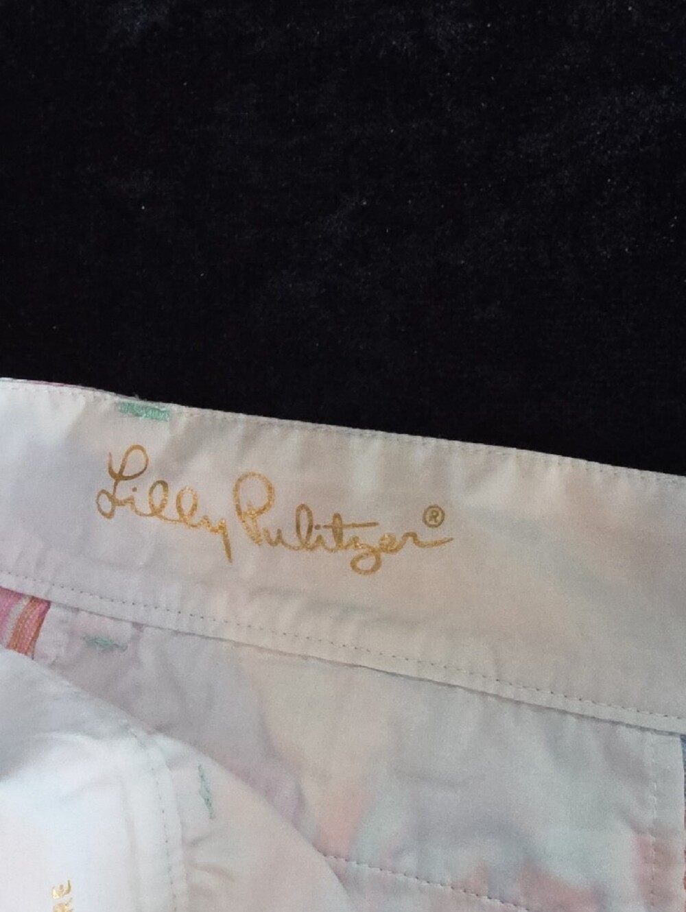 Lilly Pulitzer Coral, Pink & Aqua Printed Bermuda Shorts Size 8 - Picture 3 of 6
